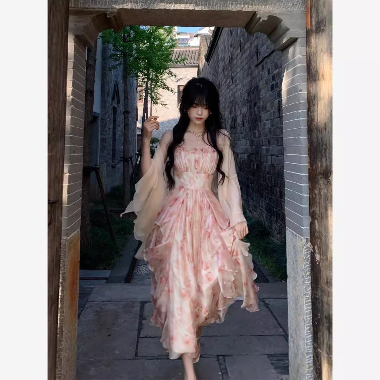 Women Watercolor Peach Floral  - Kimono Sheer Floral ulasan dan harga