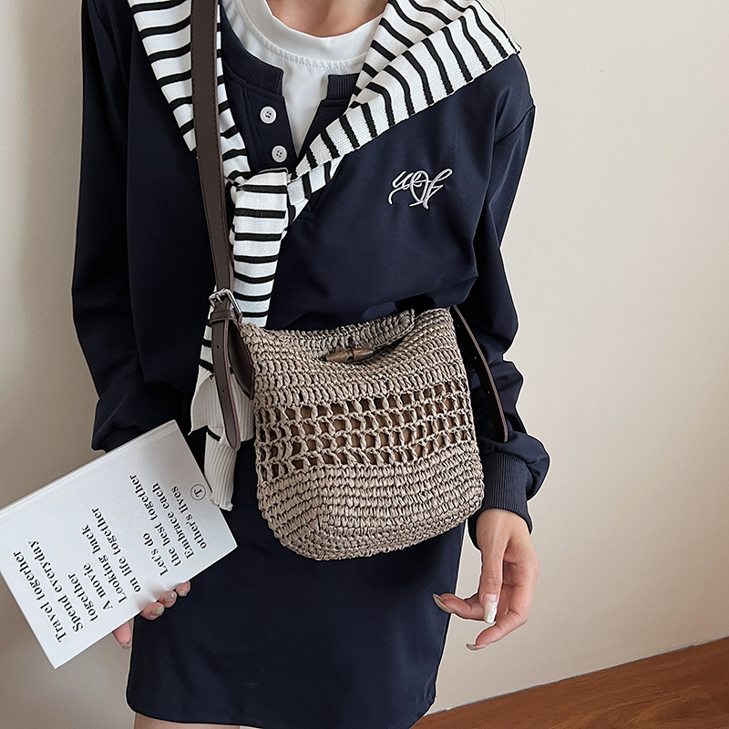Small Woven Straw Bucket Bag L - Crochet Bag Raffia ulasan dan harga