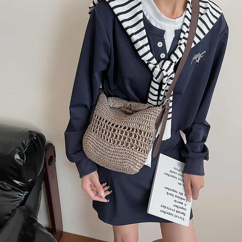 Small Woven Straw Bucket Bag L - Crochet Bag Raffia ulasan dan harga